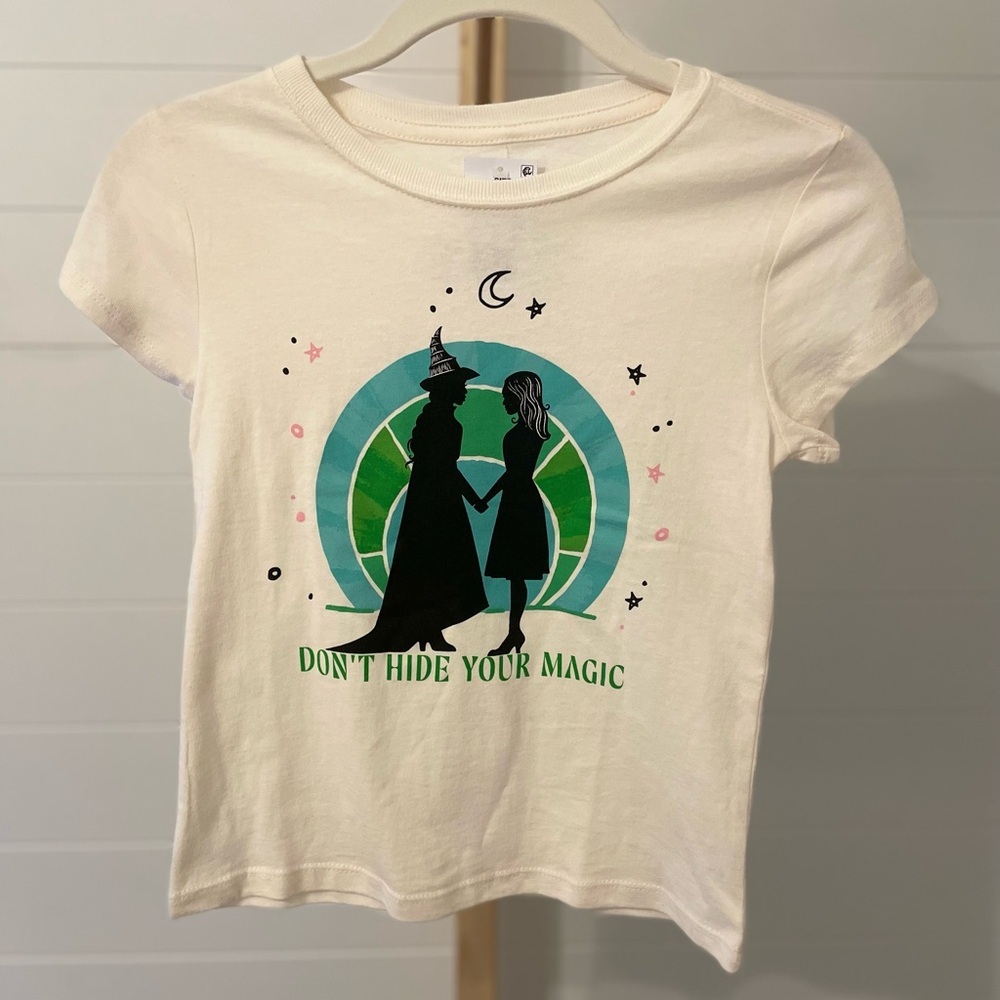 Wicked Girls Ivory Short Sleeve T-Shirt NWT Size‎ XS